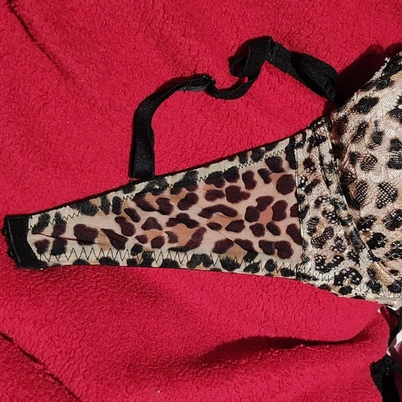 PINK Victoria's Secret Animal Print Push Bustier. - Picture 5 of 10